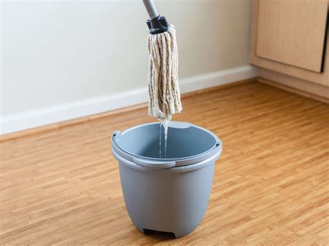 What Safety Precautions Would You Take When Mopping A Kitchen Floor ...