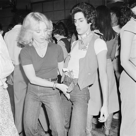 Sassy Women In 1970s New York Purgatory, By Meryl Meisler - Flashbak