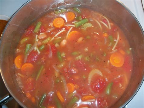 Auntie Jean's Low Sodium Living: Minestrone