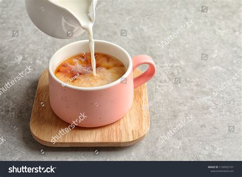 10,622 Pouring Milk Into Tea Images, Stock Photos & Vectors | Shutterstock