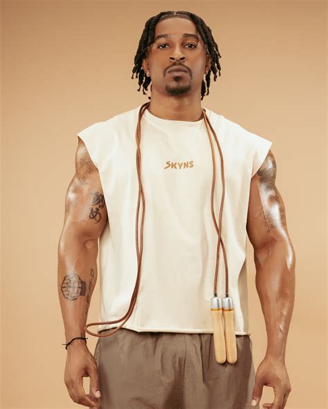 Yav (@yavin.hines) • Instagram photos and videos