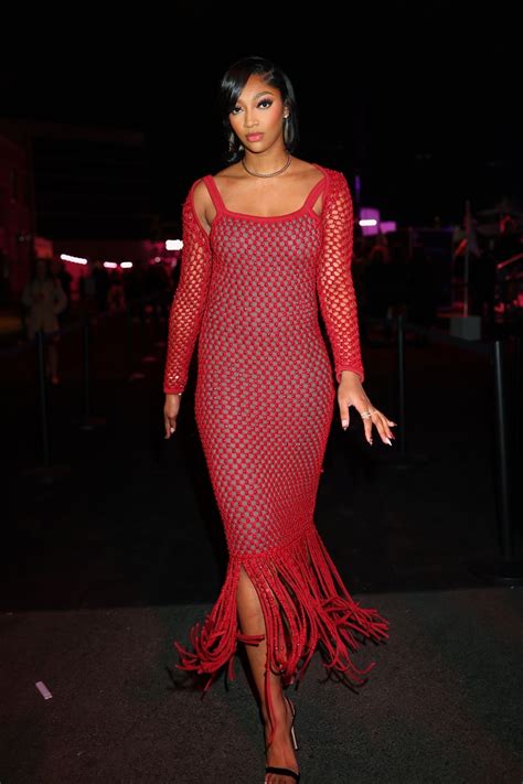 Angel Reese Brings Athletic Elegance to 2024 Victoria's Secret Fashion Show 10-15-2024 • CelebMafia