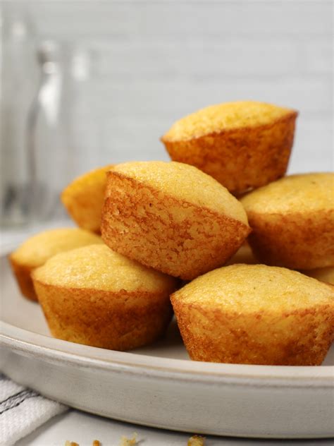Mini Cornbread Muffins - My Happy Bakes