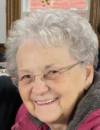 Ruth Kern Beck Obituary (2024) - Fort Thomas, KY - Dobbling Funeral ...