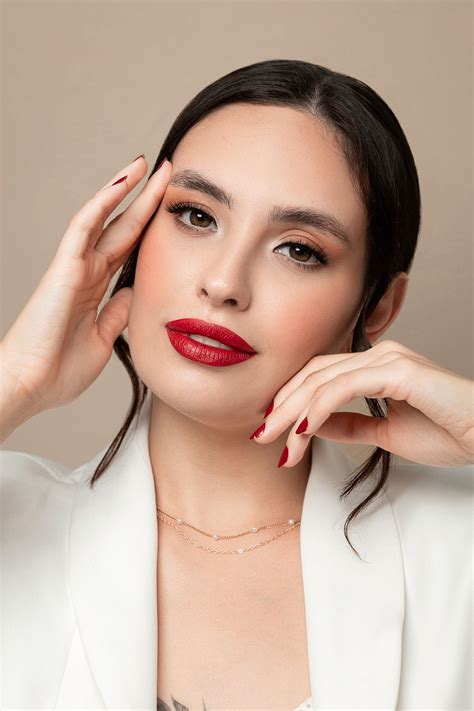 Boss Lady, Girl Boss, Professional Headshots Women, Selfie Poses ...