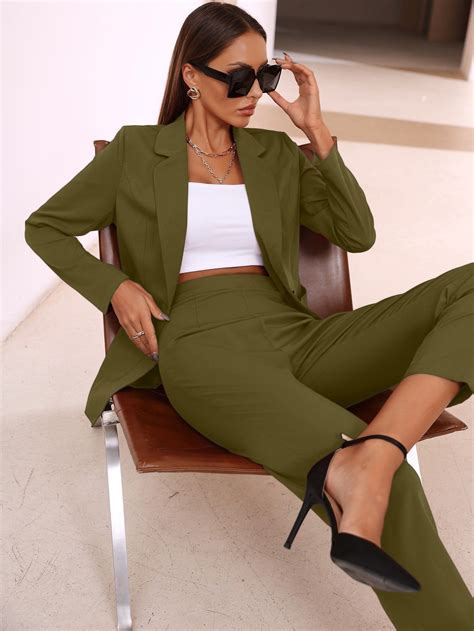Olive Green Trousers Outfit, Olive Green Outfit, Olive Green Blazer ...