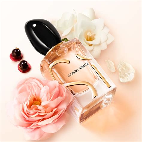 Armani Sì woda perfumowana dla kobiet | notino.pl