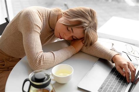 Constant fatigue and more: doctors named signs of iron deficiency