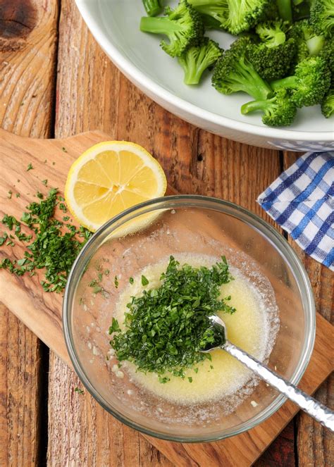 Garlic Butter Broccoli - Vegetable Recipes