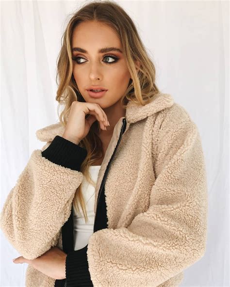 TEDDY JACKETS ★ The trend we still can't get enough of rn ⚡️️ Get the ...