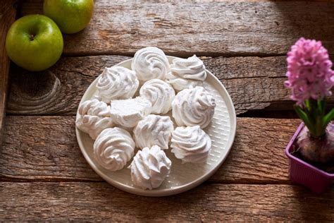 Простой зефир из яблок в домашних условиях – простой и вкусный рецепт ...