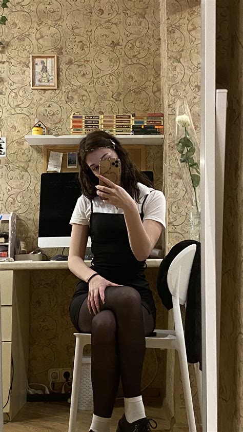 Pantyhose Fashion, Black Pantyhose, Black Tights, Fashion Aesthetics, Socks And Heels, Cute ...