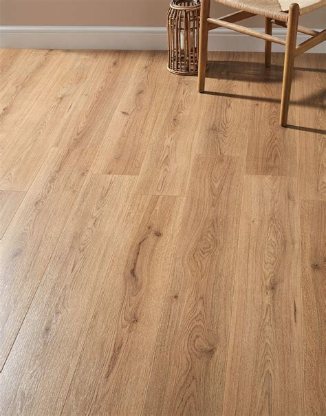 Natural Oak Laminate Flooring: A Comprehensive Guide - Flooring Designs