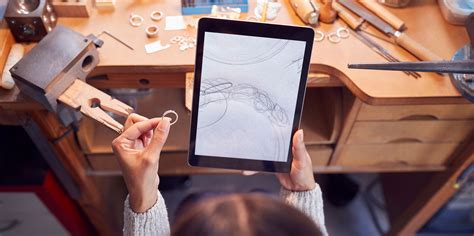 How to Become a Jewelry Designer | Domestika
