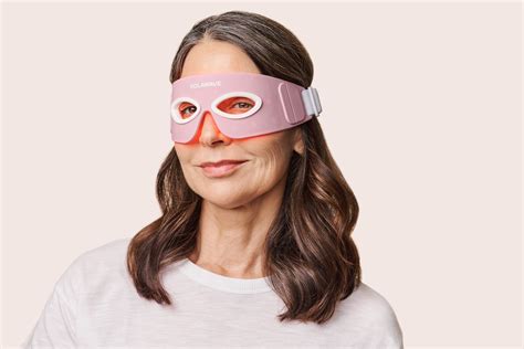 Red Light Eye Masks: Everything You Need To Know | Solawave