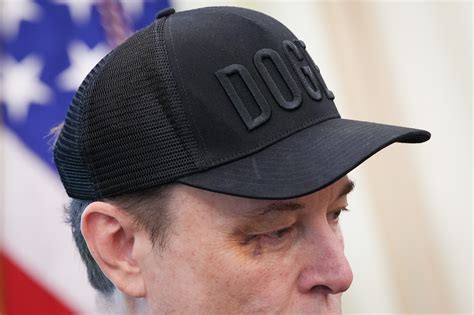 Elon Musk, 53, Sports a Black Eye at Oval Office Farewell Conference ...