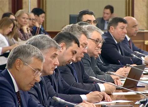 Ректор СФУ принял участие во встрече с Дмитрием Медведевым | Сибирский ...