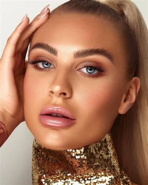 Erin James biography, 24 Photos, Age, Height, Real Name, Instagram ...