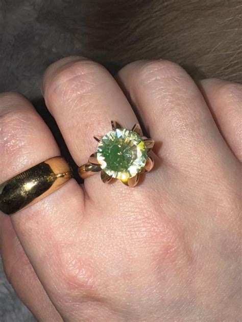 Vaseline Uranium Glass Ring : r/uraniumglass