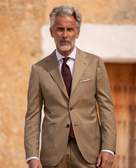 The Timeless Elegance of Single-Breasted and Double-Breasted Suits ...