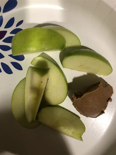 170 calorie snack- Granny Smith apples and cookie butter 😋 : r/1200isplenty