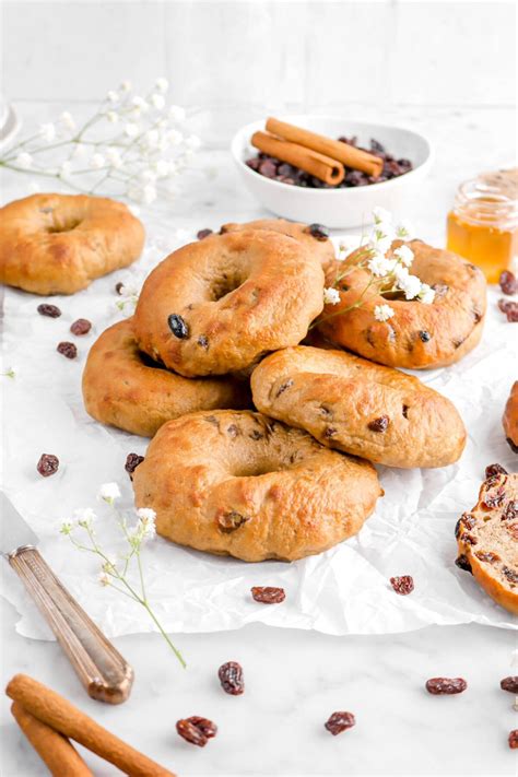 Homemade Overnight Cinnamon Raisin Bagels - Bakers Table