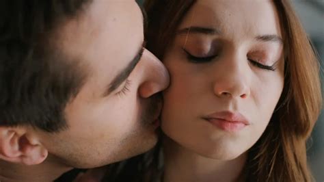 Una nueva vida, avance del capítulo de hoy: Seyran se disculpa con Pelin