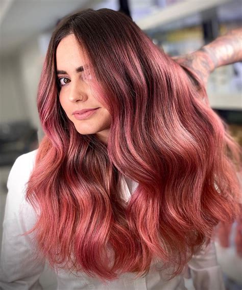 50 Eye-Catching Rose Gold Hair Color Ideas - Hair Adviser