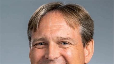 Vöhringen · Bürgermeisterwahl: Bauen, Betreuung, Bildung, Bodenhaftung ...