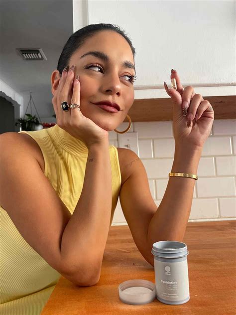 Vanessa Hudgens Weight Gain 2022