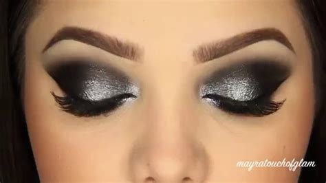 Silver And Black Smokey Eye Makeup
