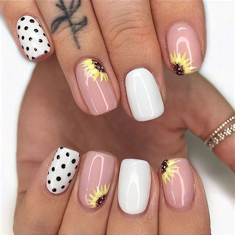 Cute And Easy Nail Designs For Short Nails