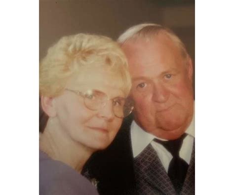 Hanley Warren Obituary (2023) - Owingsville, KY - Chronicle-Tribune