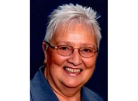 Lois L Hookom Obituary (2023) - Burlington, IA - Lunning Funeral Chapel