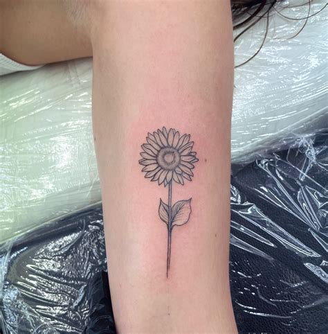 Sunflower Line Tattoos
