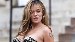 Karol G lleva el ritmo latino al Vaticano con un concierto en busca de la paz mundial con Andrea ...