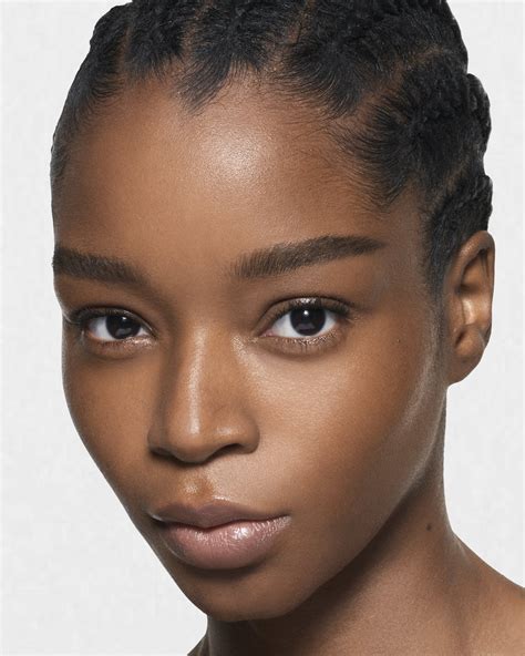 The Foundation Drops with TFC8® – VIOLET GREY