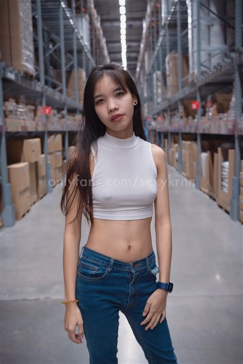 Onlyfans @sexykrnn Thai girls naked show | Scrolller