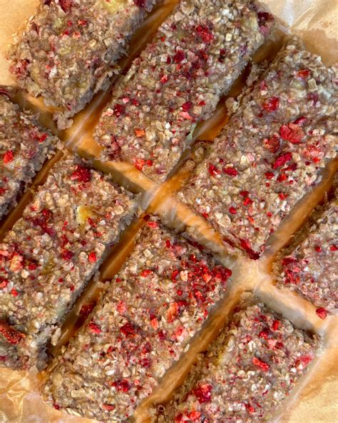 Strawberry Banana Bars (Nut-Free) - Eating With Zion