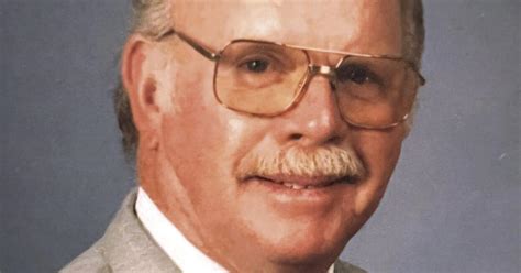 Edward Carl "Ed" Mullins Jr. | Obituaries | herald-zeitung.com