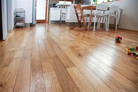Comparing Hardwood Flooring Installation Costs in Kansas City