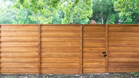 Privacy Fence Designs Cedar Siding 21 Unique Cedar Fence Ideas From