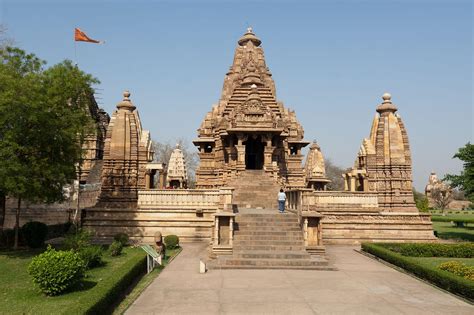 Sex in the Temples (Khajuraho Sex Temples in India) • Choosing Figs
