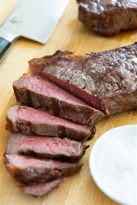 Medium rare strip steak online