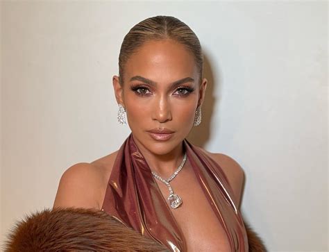 Jennifer Lopez: Μόνη και ευτυχισμένη στα Grammy - Το φλερτ με 22χρονο ...
