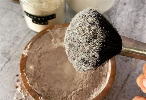 How to Wash Coconut Oil Out of Hair: 10 Methods That Work