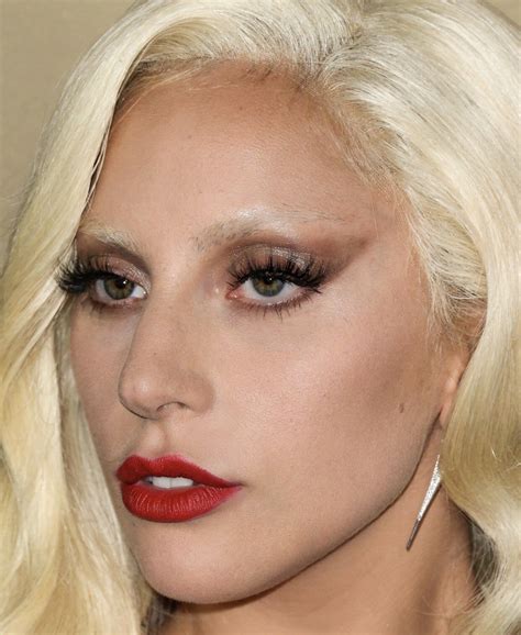 Pin de e em Face | Ideias fashion, Lady, Lady gaga