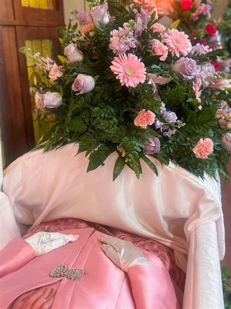 Reynolds Funeral Home | Decatur AL