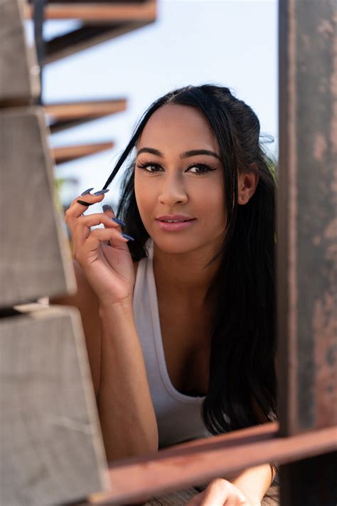 🥰 Watch Free Onlyfans Photos and Videos of Mona on FansFan! 💝