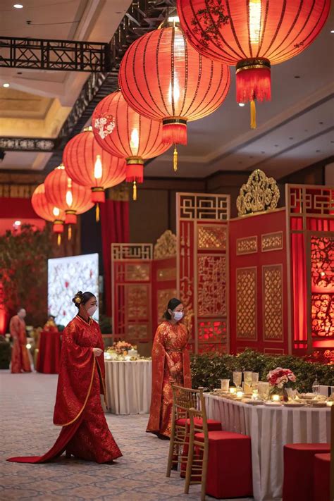 20+ Elegant Masquerade Prom Theme Ideas